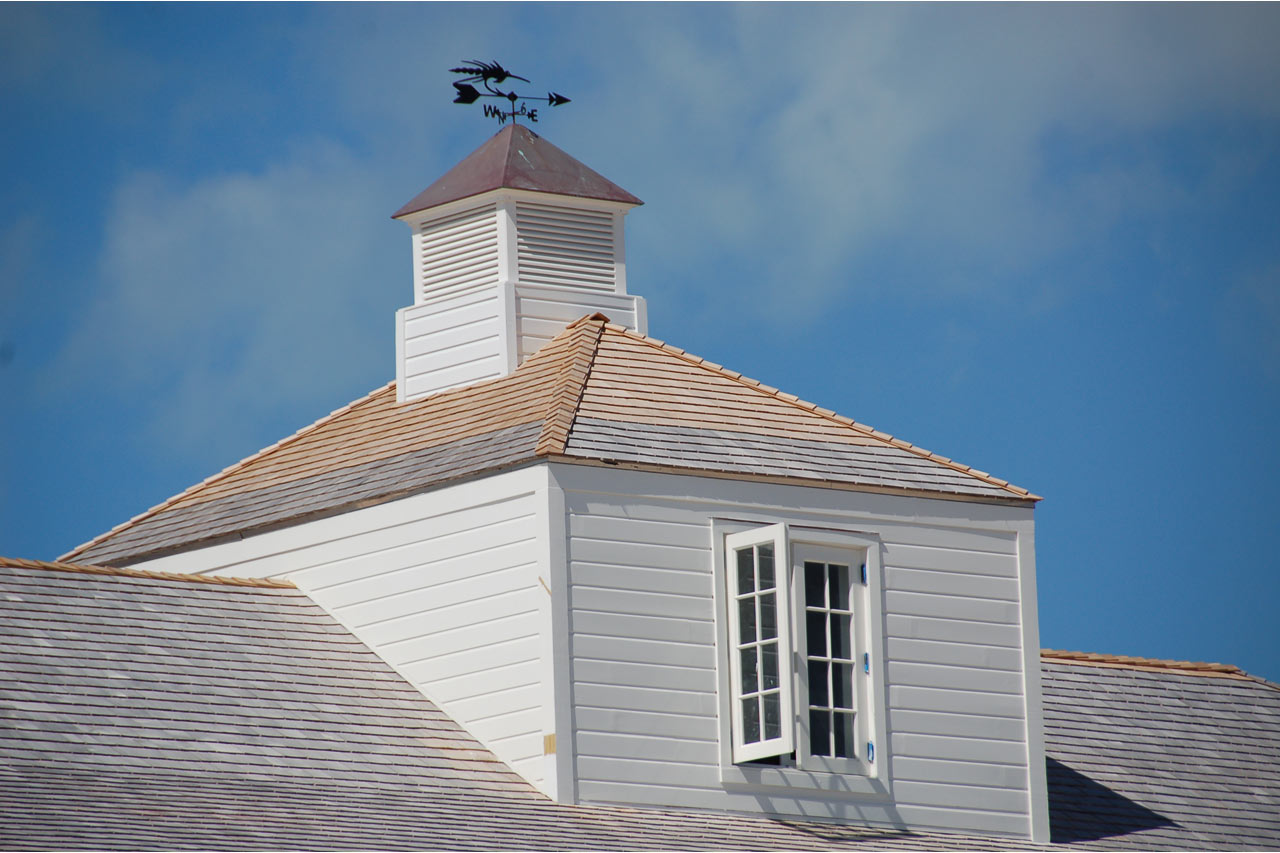 library cupola of a Bahamian veranda style lodge designed by Maria de la Guardia & Teofilo Victoria of DLGV Architects & Urbanists